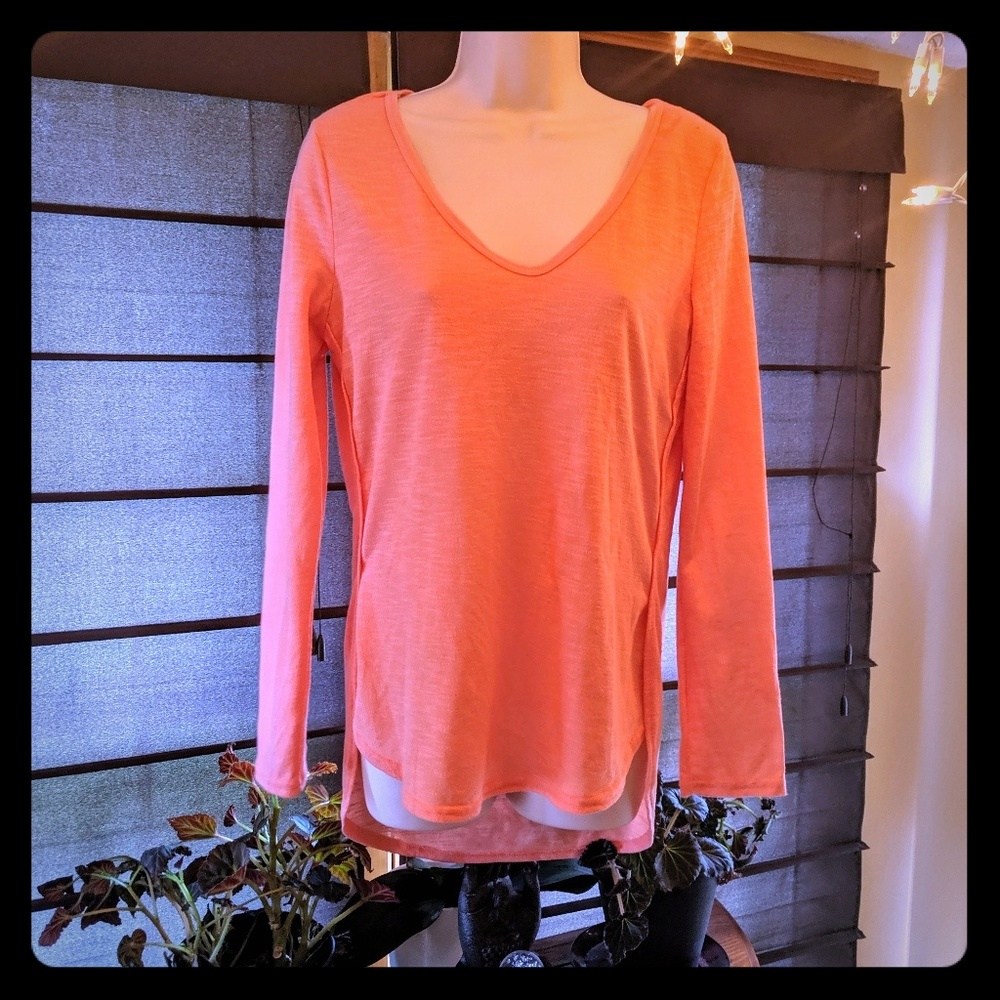 Rue 21 brand peach sweater junior size medium